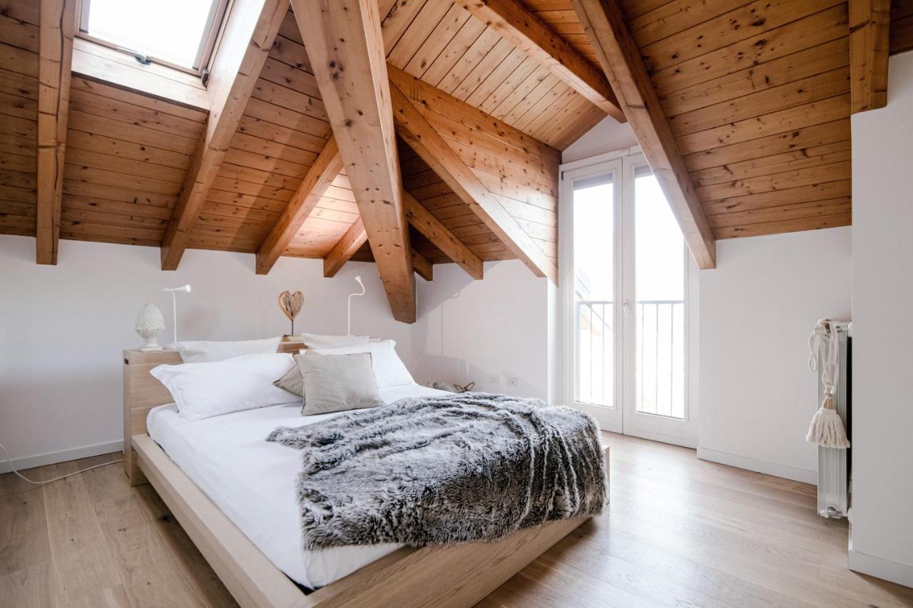 Modern Luxury Attic - BymyhomeinКомо Экстерьер фото